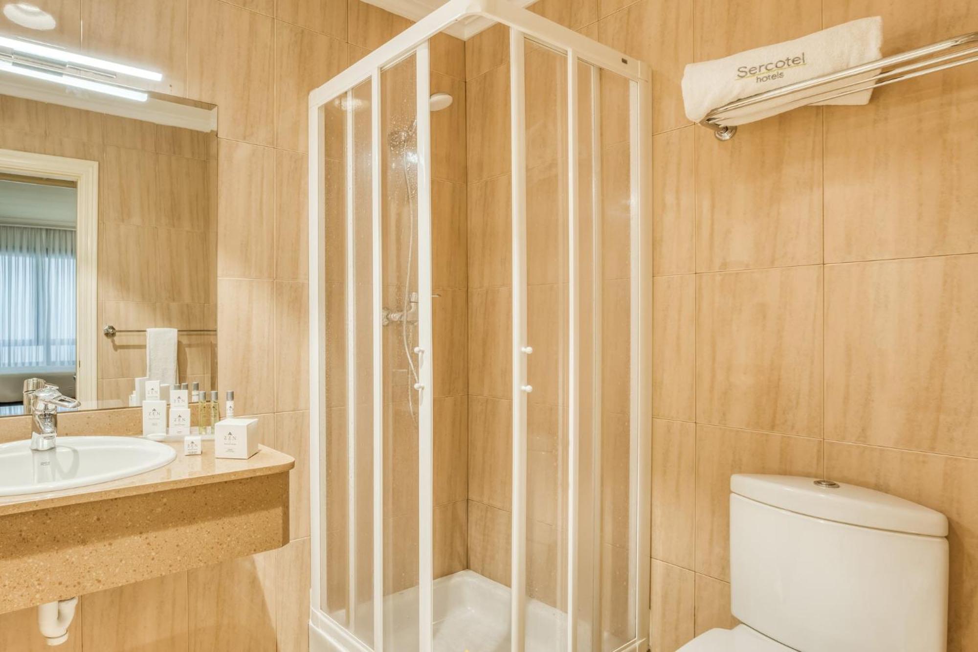 Sercotel Arenal Билбао Екстериор снимка