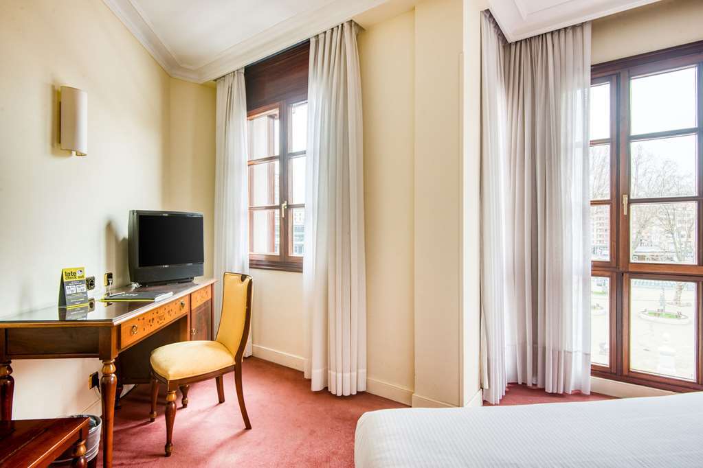 Sercotel Arenal Билбао Стая снимка
